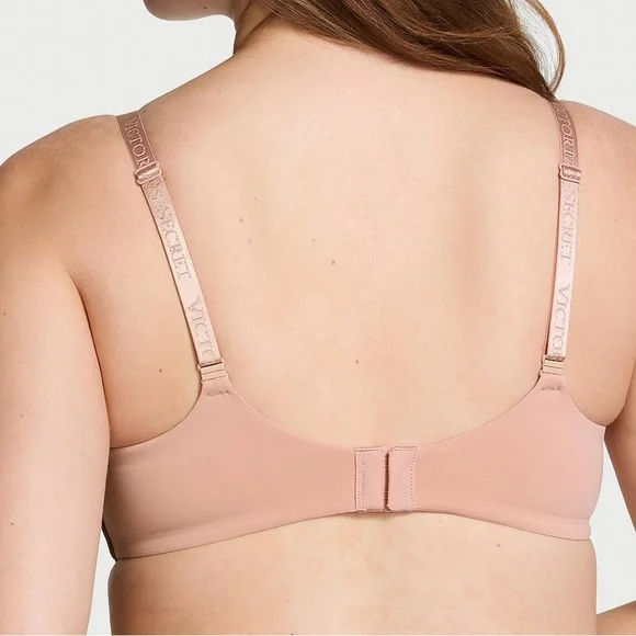 Victoria's Secret Blush T Shirt Wireless Bra Slightly Lined. - Picture 3 of 6